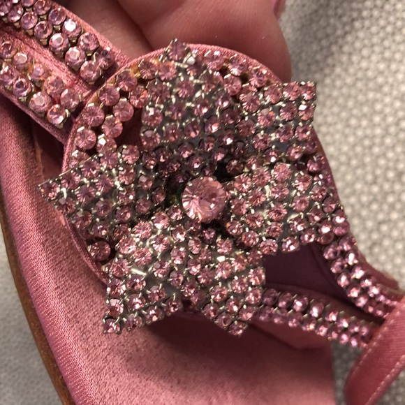 LERRE Handmade in Italy Pink Silk 3.5” heel Rhinestone Flower Size 37 Sandals - Picture 9 of 12